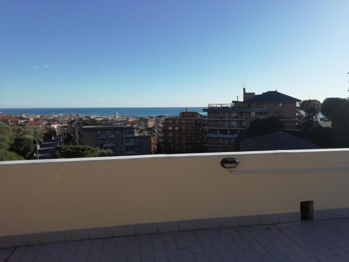 Appartamento Terrazza Sul Mare In Via Devoto Chiavari Esterno foto